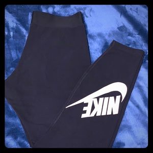 Black Nike Leggings